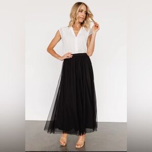 Baltic Born Mila Tulle Skirt NWT - Black size Large